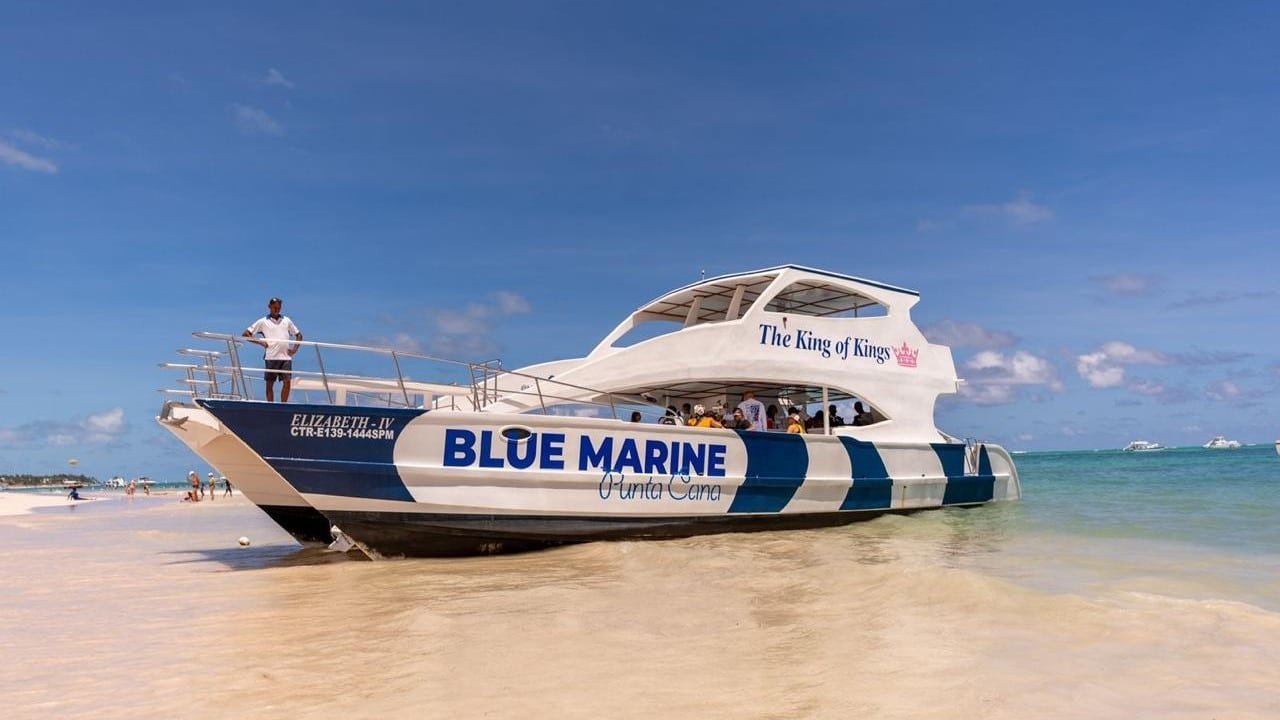 shared-party-catamaran