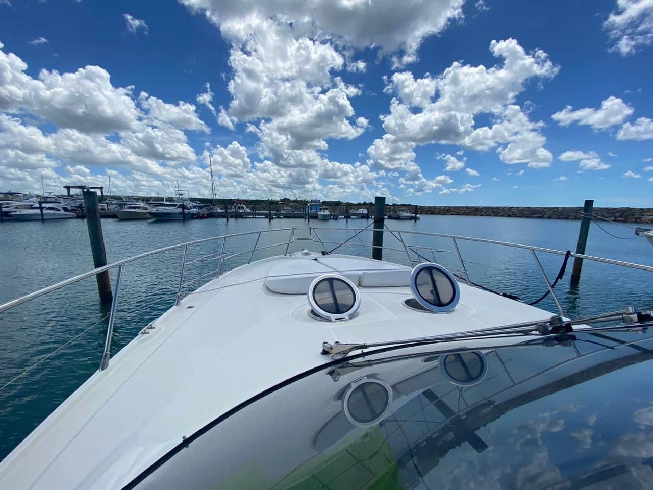 cranchi-50ft-private-boat-charter-casa-de-campo-popa