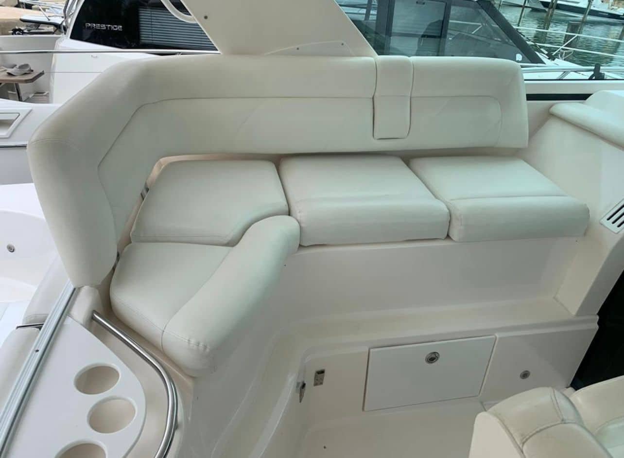 tiara-48ft-private-boat-charter-casa-de-campo-seats2