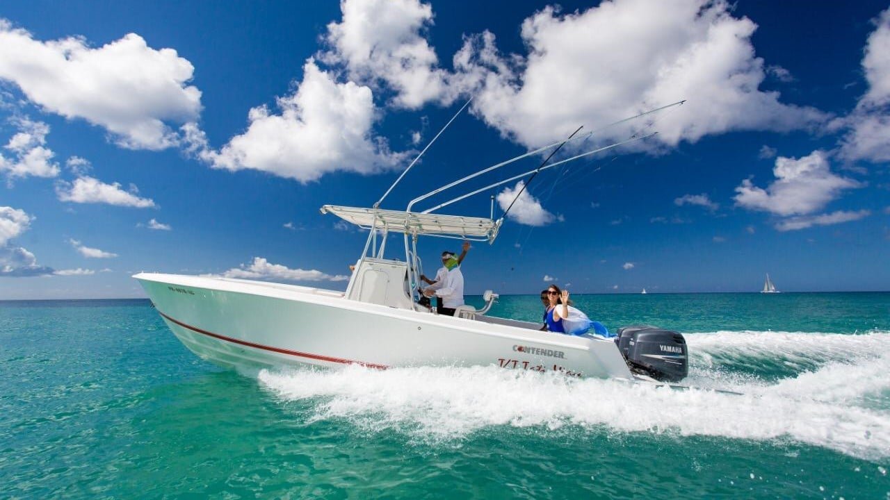 contender-private-boat-charter
