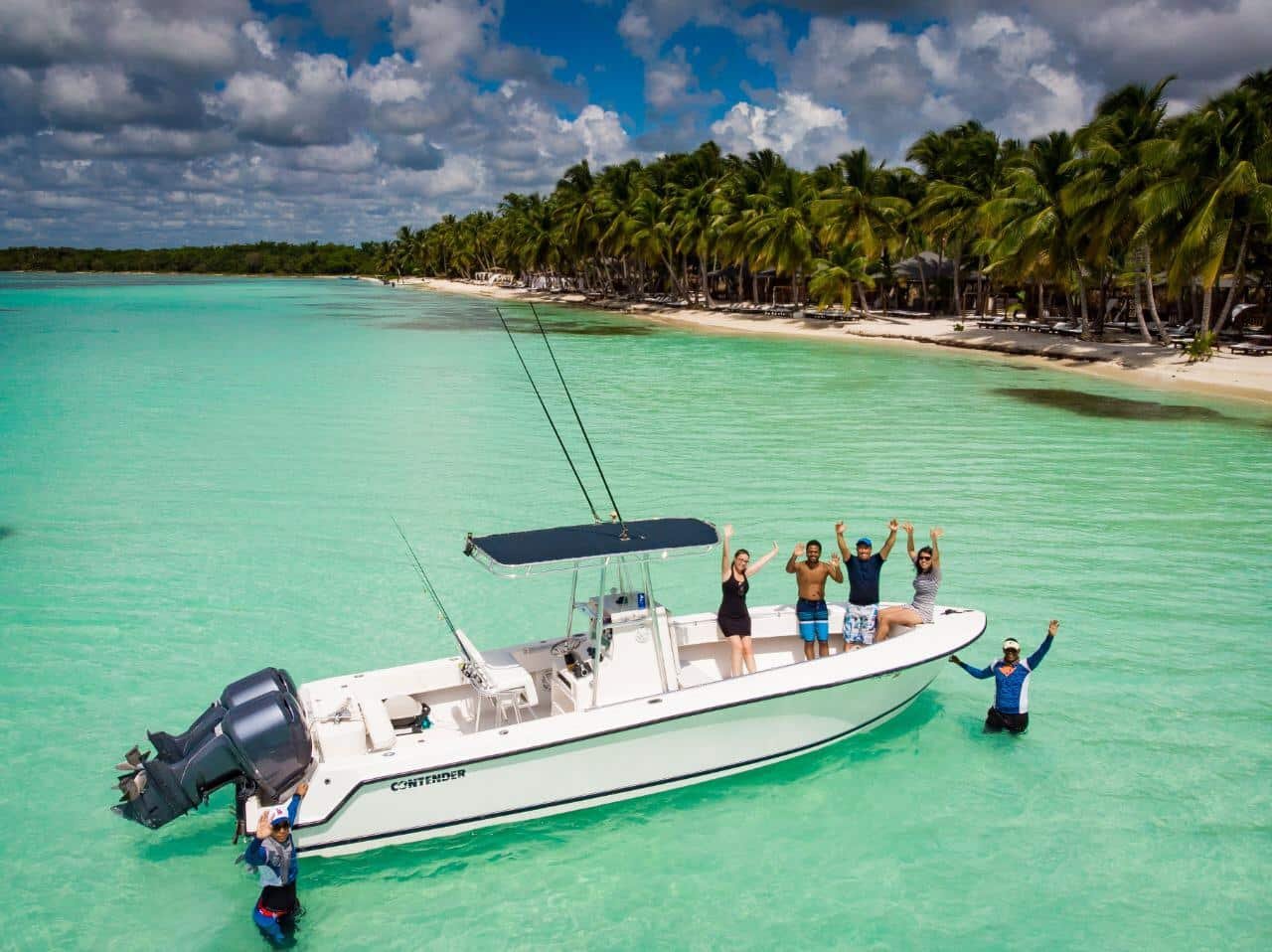 contender-private-boat-charter-group