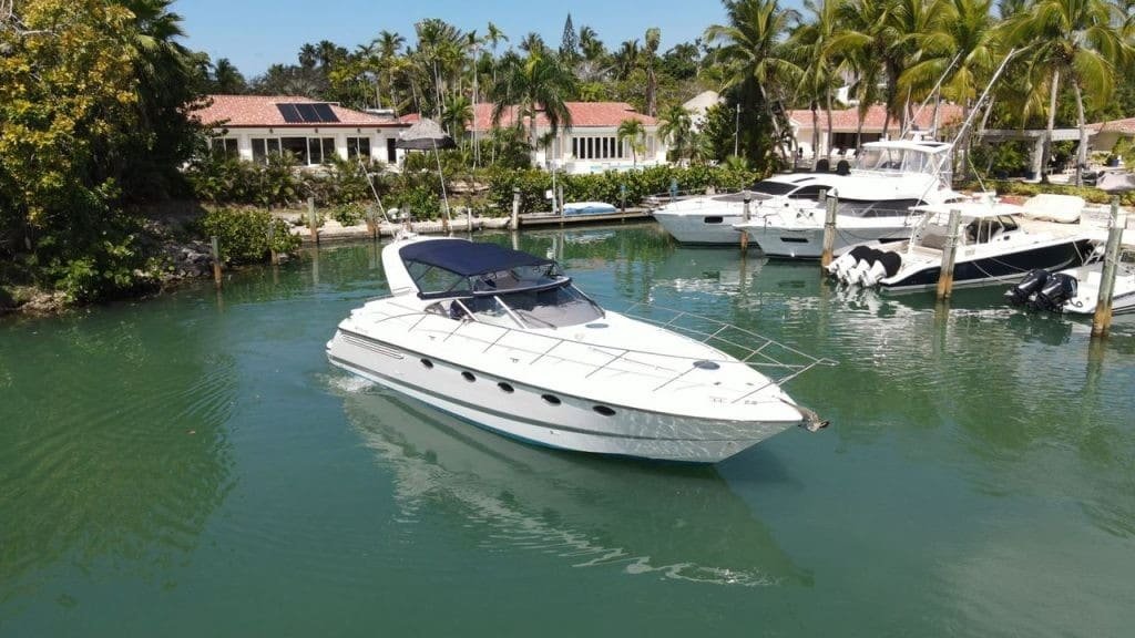private-yacht-aria-casa-de-campo-marina
