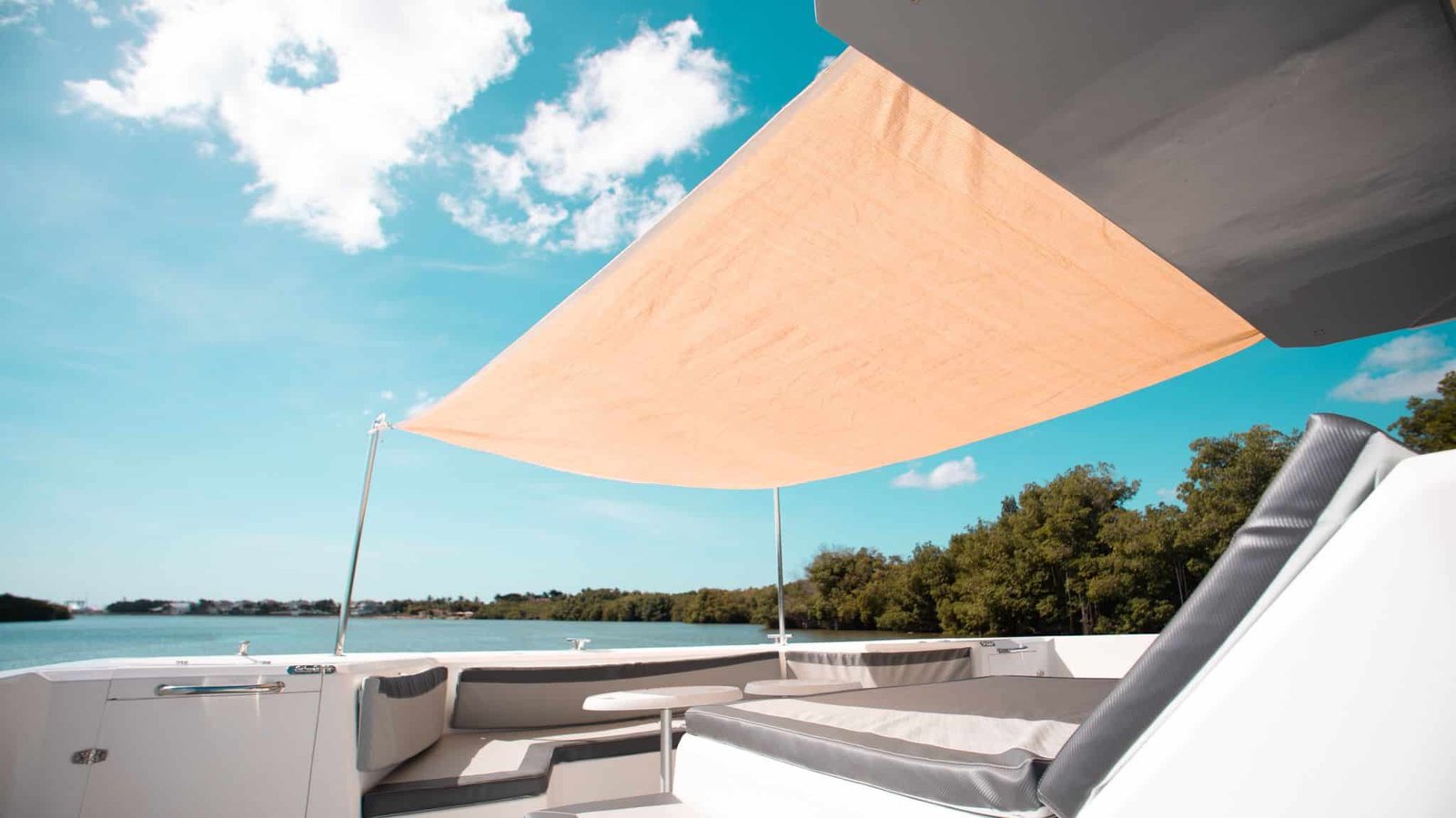 private-catamaran-enjoy-48ft-exterior