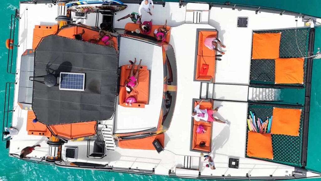 private-catamaran-punta-cana-privilege-68ft