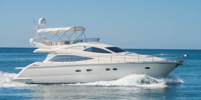 aicon-60ft-libra-barco-privado-casa-de-campo