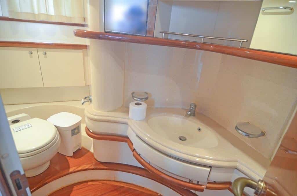 azimut-55ft-la-marina-casa-de-campo-baño