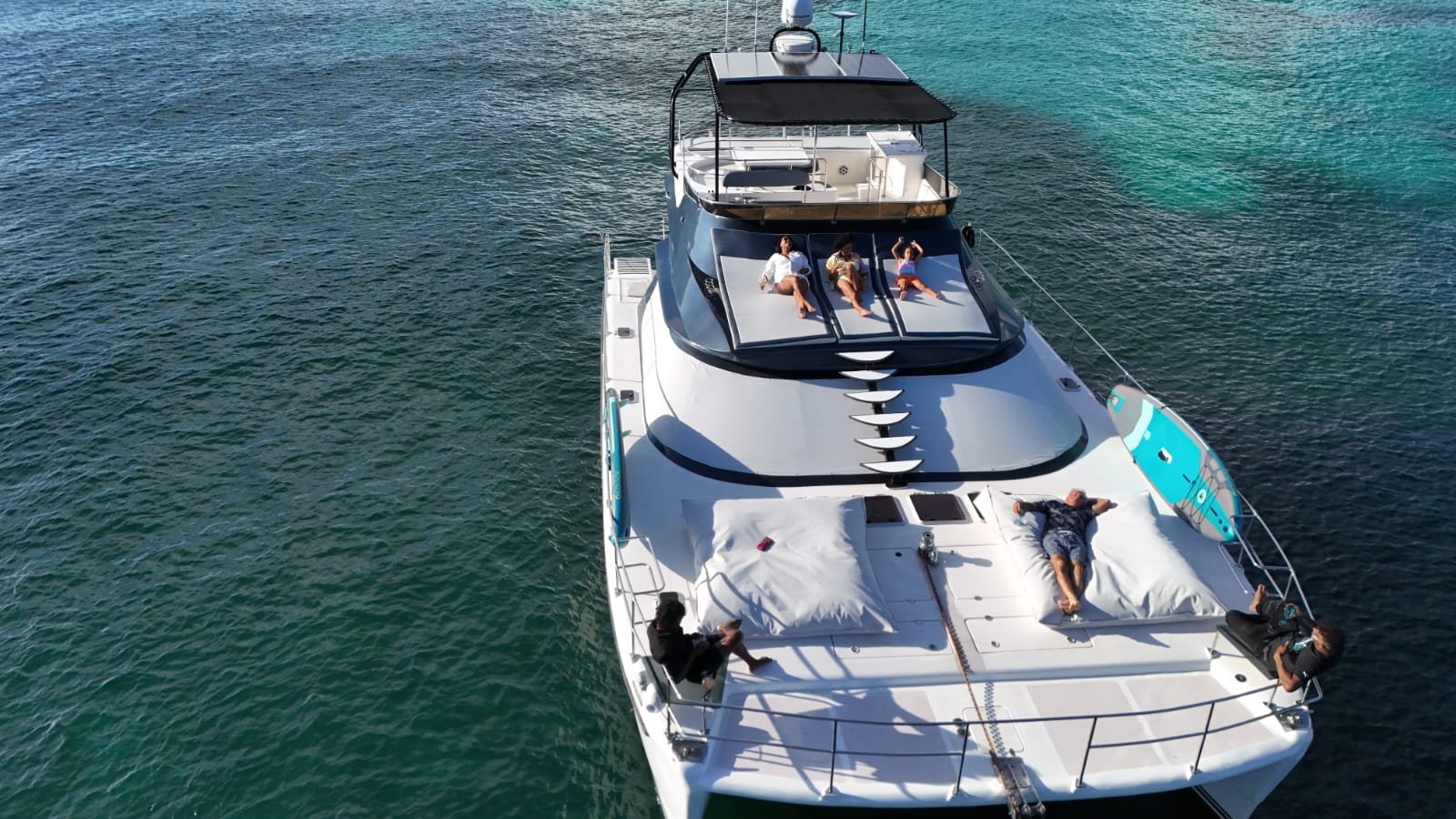 catamaran-privado-masterplan-50ft-la-romana-dron