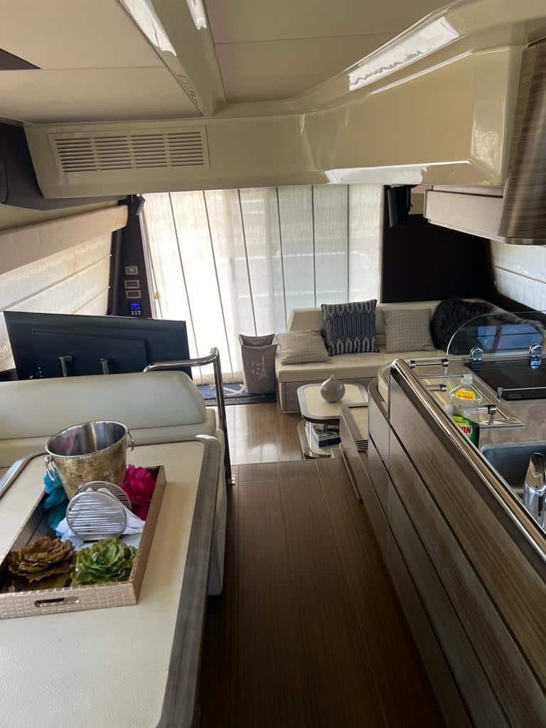 azimut-60ft-la-marina-casa-de-campo-interior3