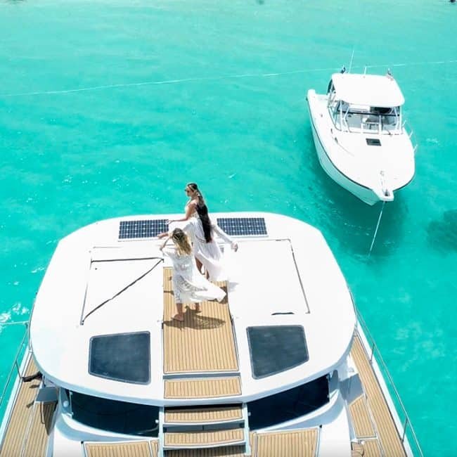 private-catamaran-lose-50-flybridge