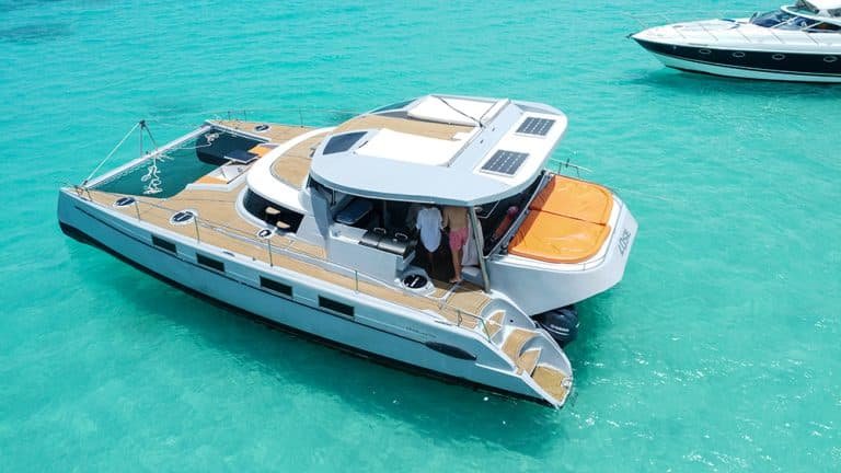 private-catamaran-lose-50-dron