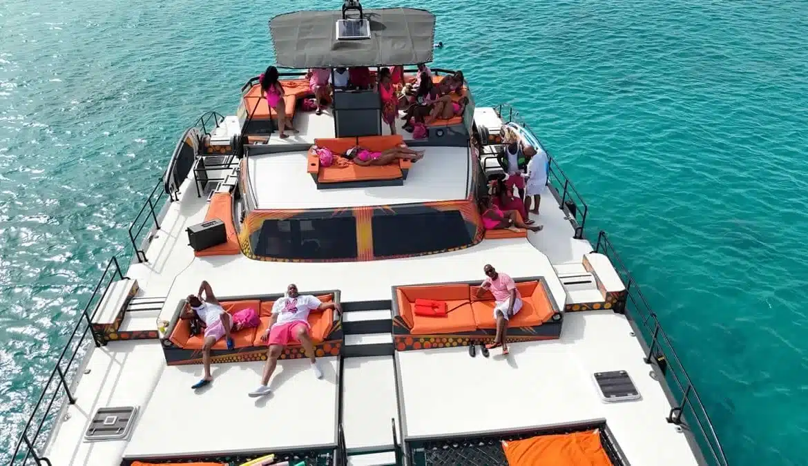 fiesta-en-catamaran-privado-punta-cana