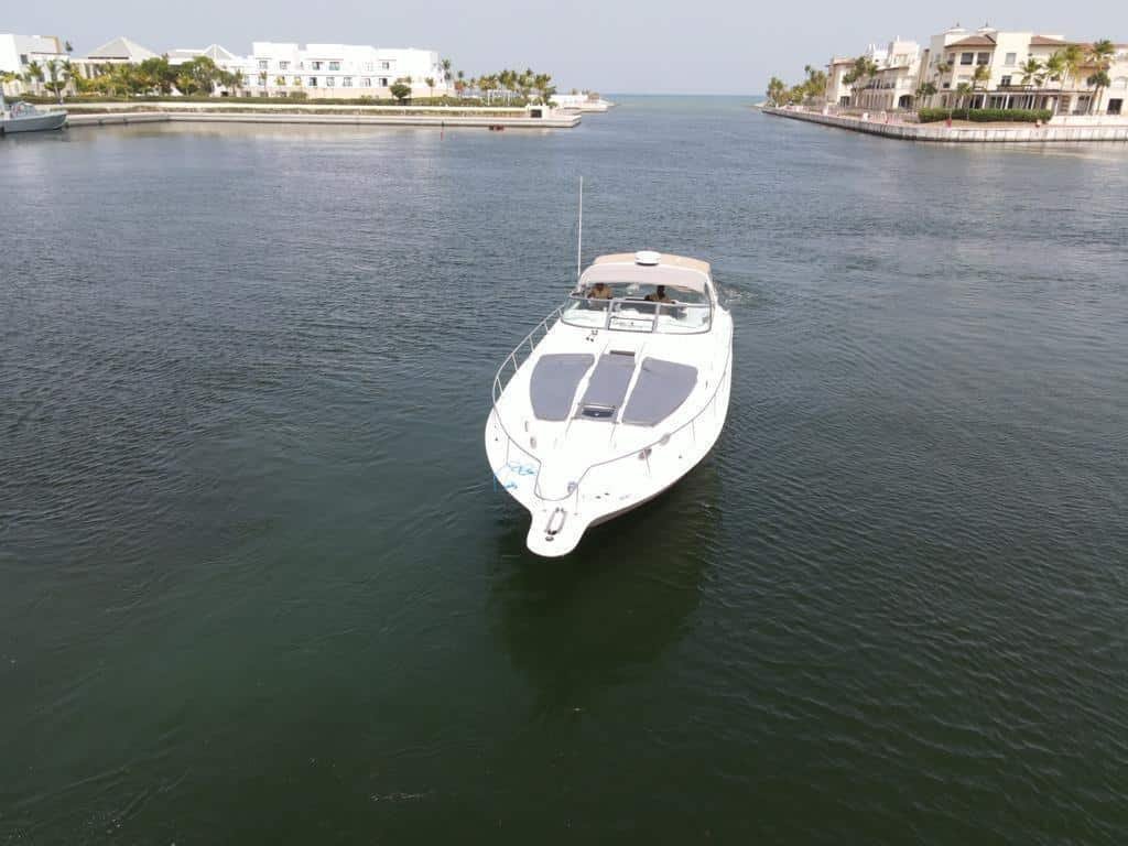 sea-ray-50ft-private-yacht-at-cap-cana-front