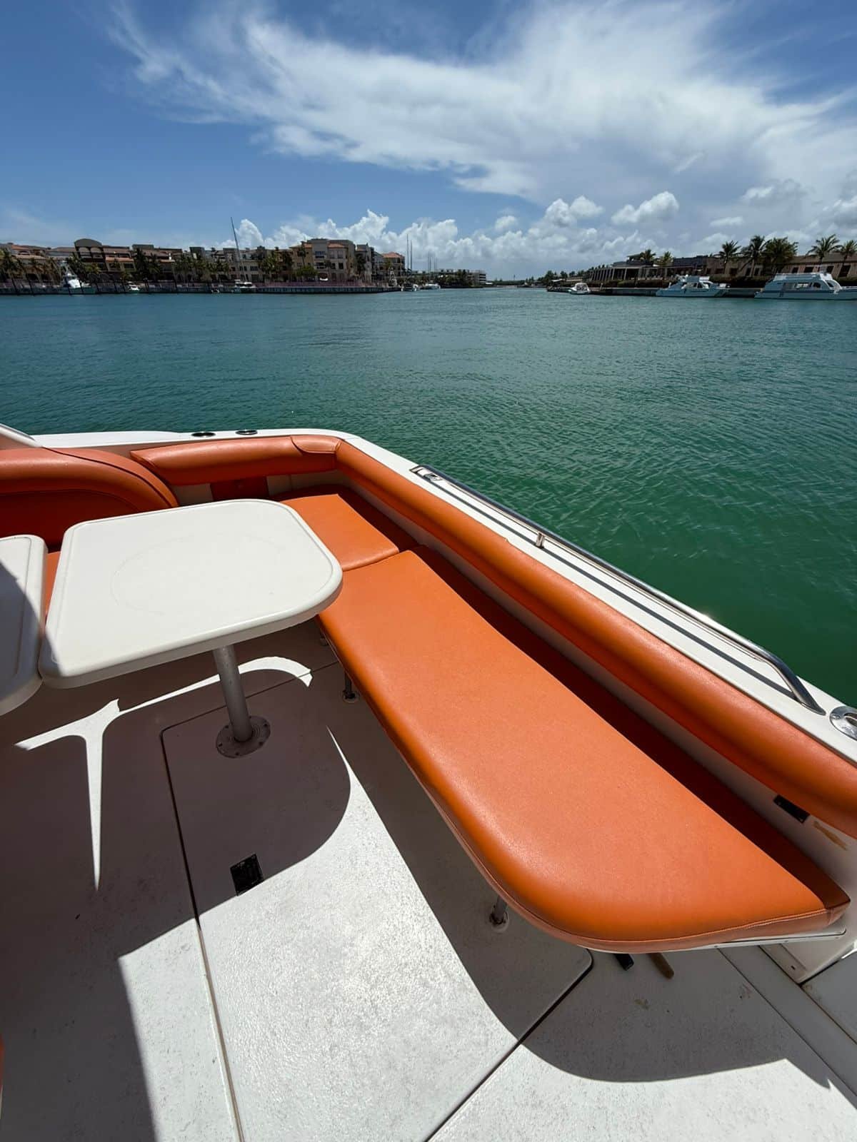 sea-ray-50ft-private-yacht-cap-cana-seats2